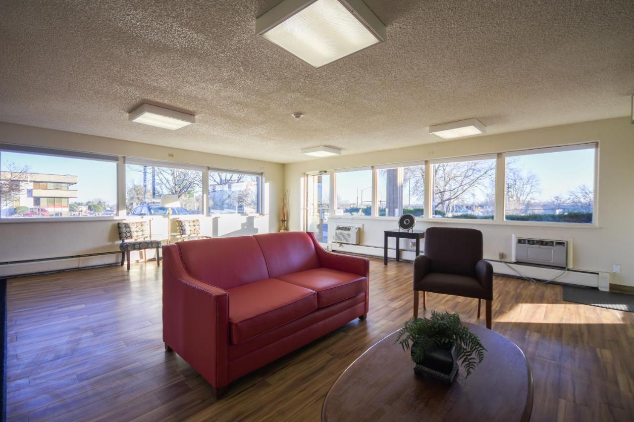 Hometowne Studios By Red Roof Denver - Lakewood West Luaran gambar